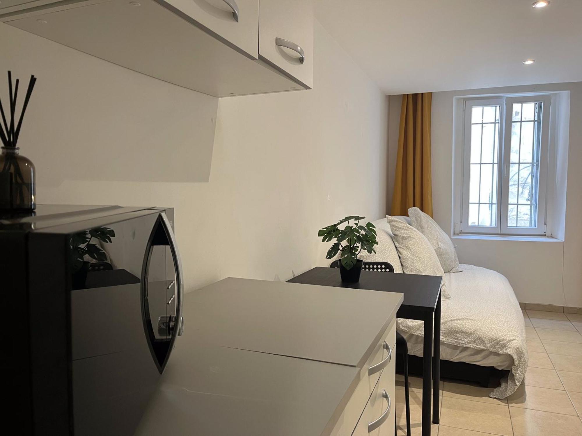 Studio Equipe Confort Proche De Toutes Commodites La Seyne-sur-Mer Εξωτερικό φωτογραφία